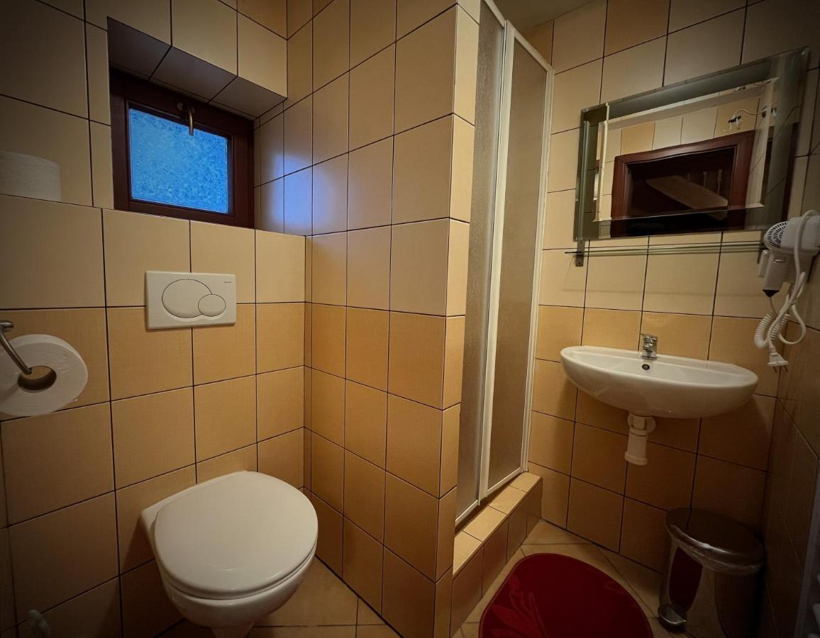 Penzion Pri Kastieli Zaturcie Martin Buitenkant foto