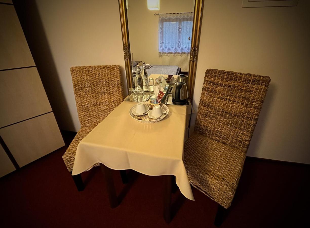 Penzion Pri Kastieli Zaturcie Martin Buitenkant foto